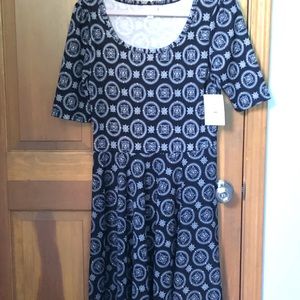 LuLaRoe xl Nicole dress. NWT